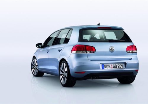 Volkswagen-Golf-2010-05-800