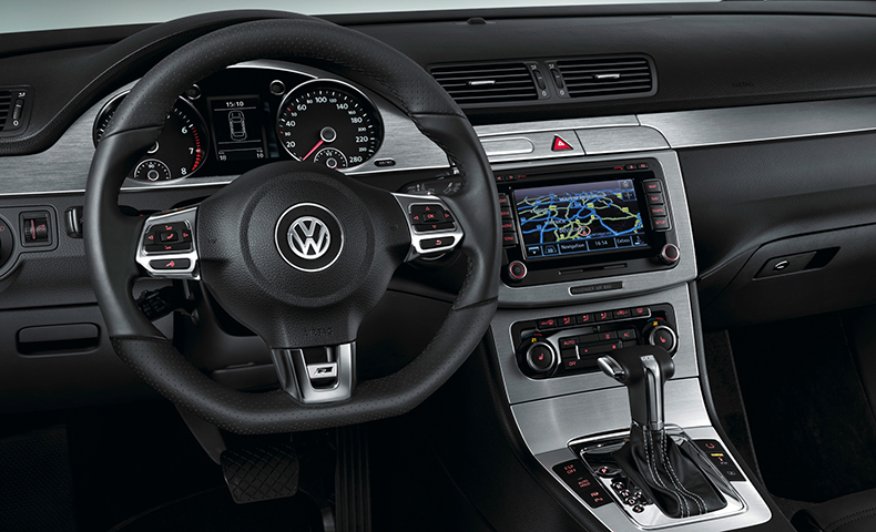 passat cc interior escapada rent arad masini de inchiriat