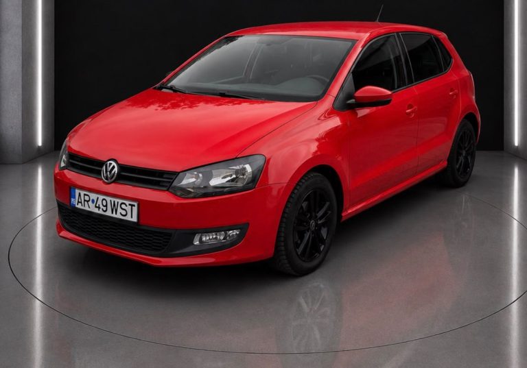 Volkswagen Polo cu cutie automată de închiriat în Arad